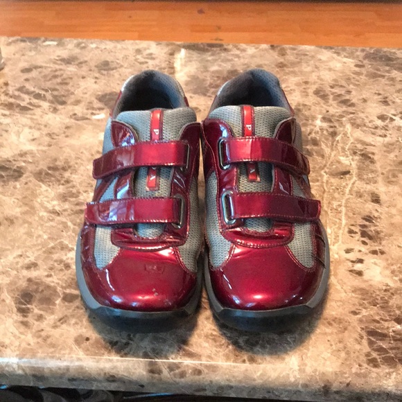 Burgundy Original Prada’s Size 8 - Picture 1 of 8